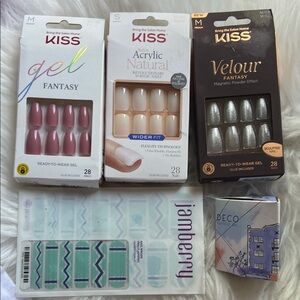 Nail Bundle: Kiss Gel, Acrylic & Velour Ready-to-Wear Nails & Cuticle Oil
